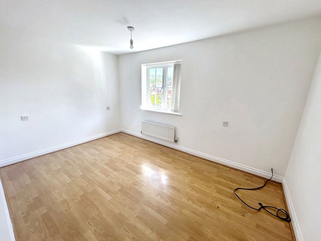 Property image 10 of 15