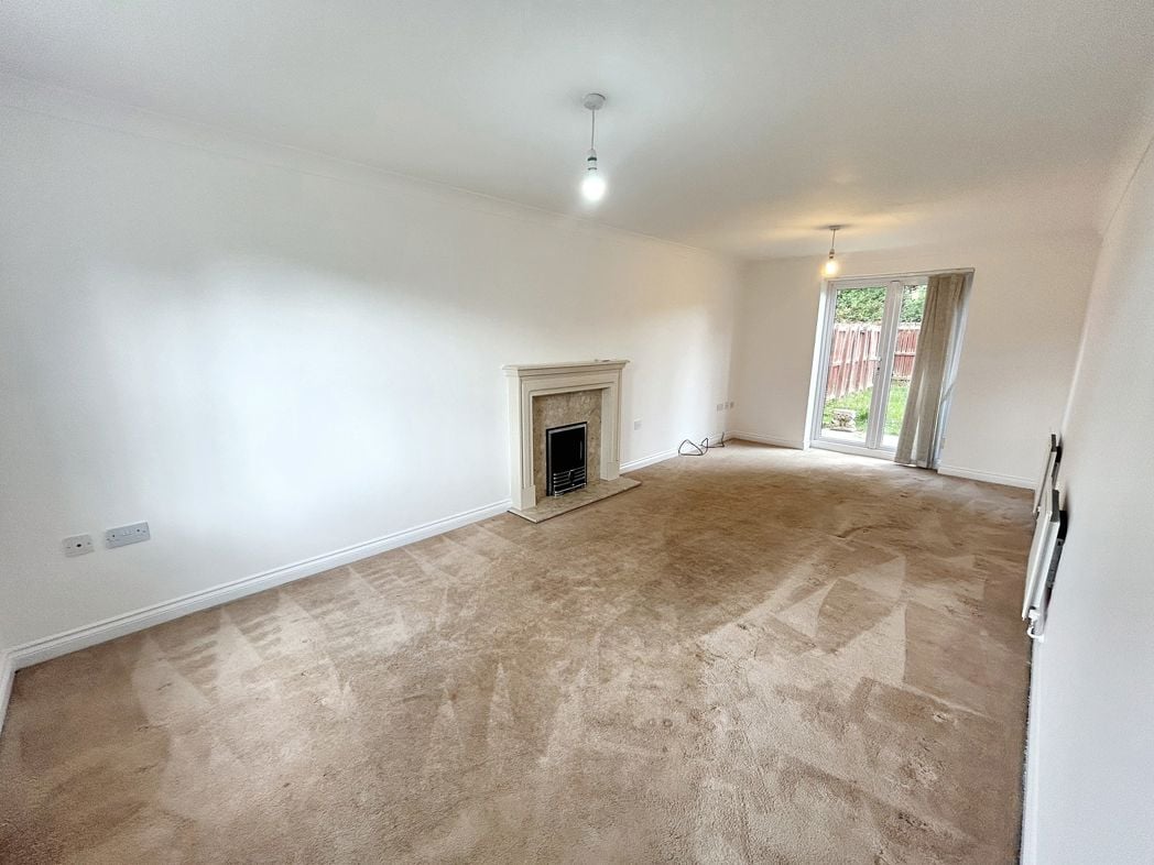 Property image 3 of 15
