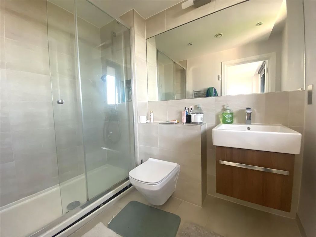 Property image 5 of 10