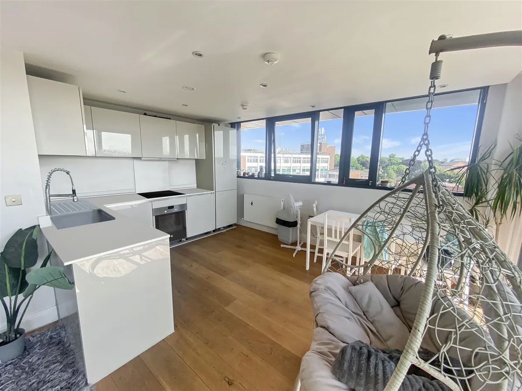 Property image 4 of 10