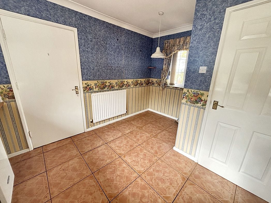 Property image 7 of 14