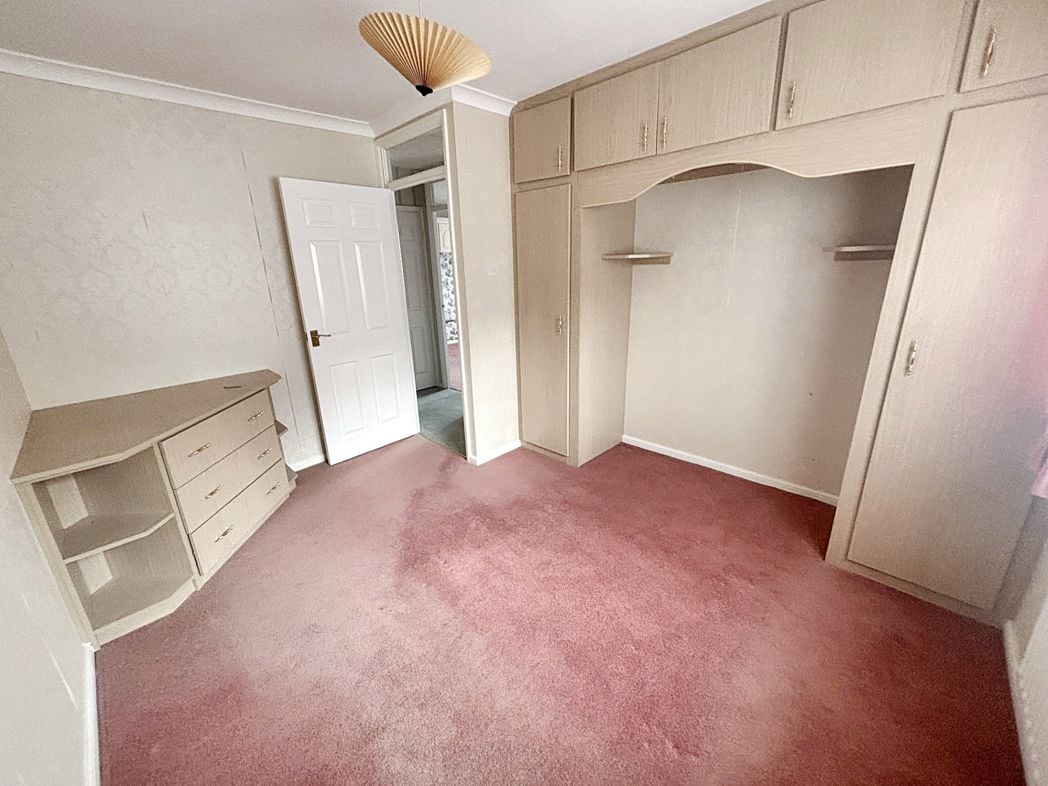 Property image 11 of 14
