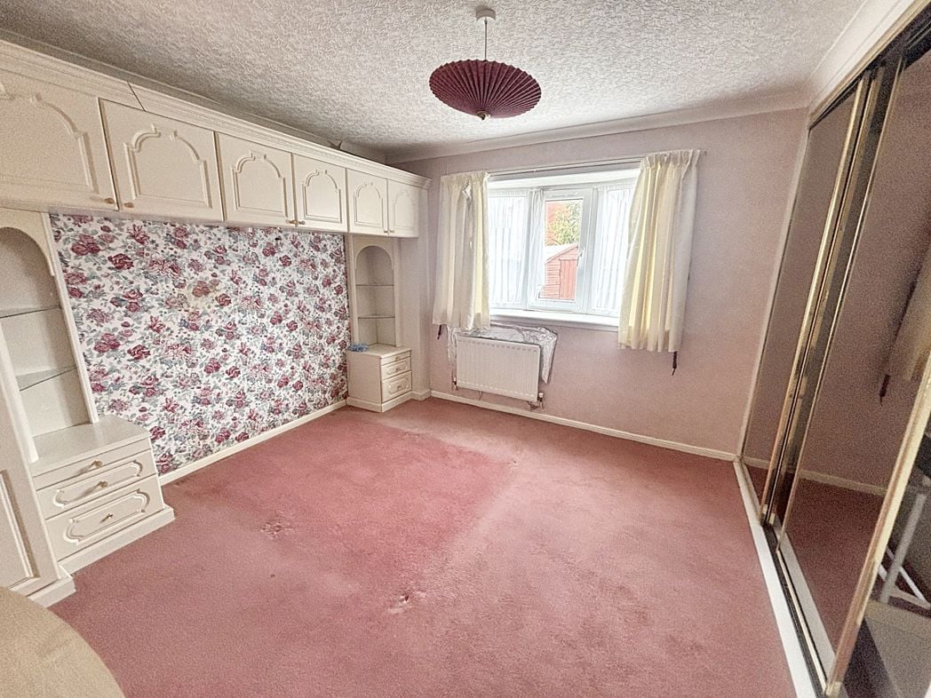 Property image 8 of 14