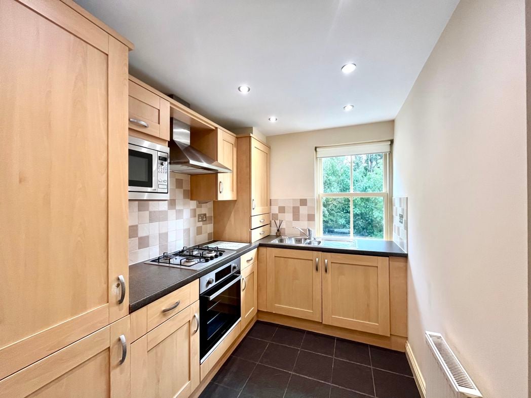 Property image 2 of 8