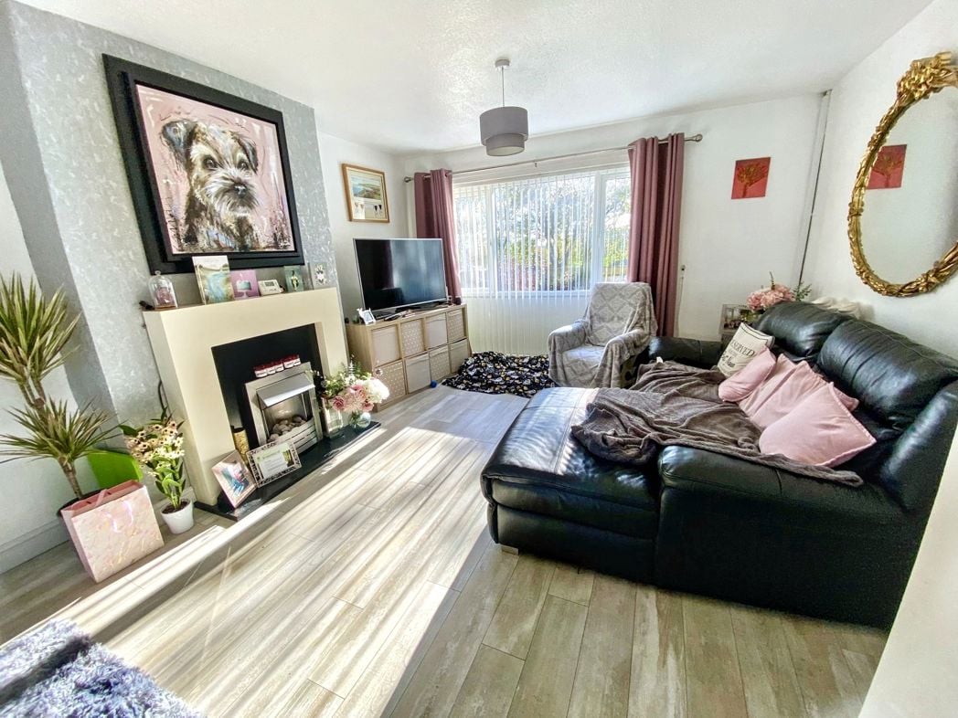 Property image 2 of 20
