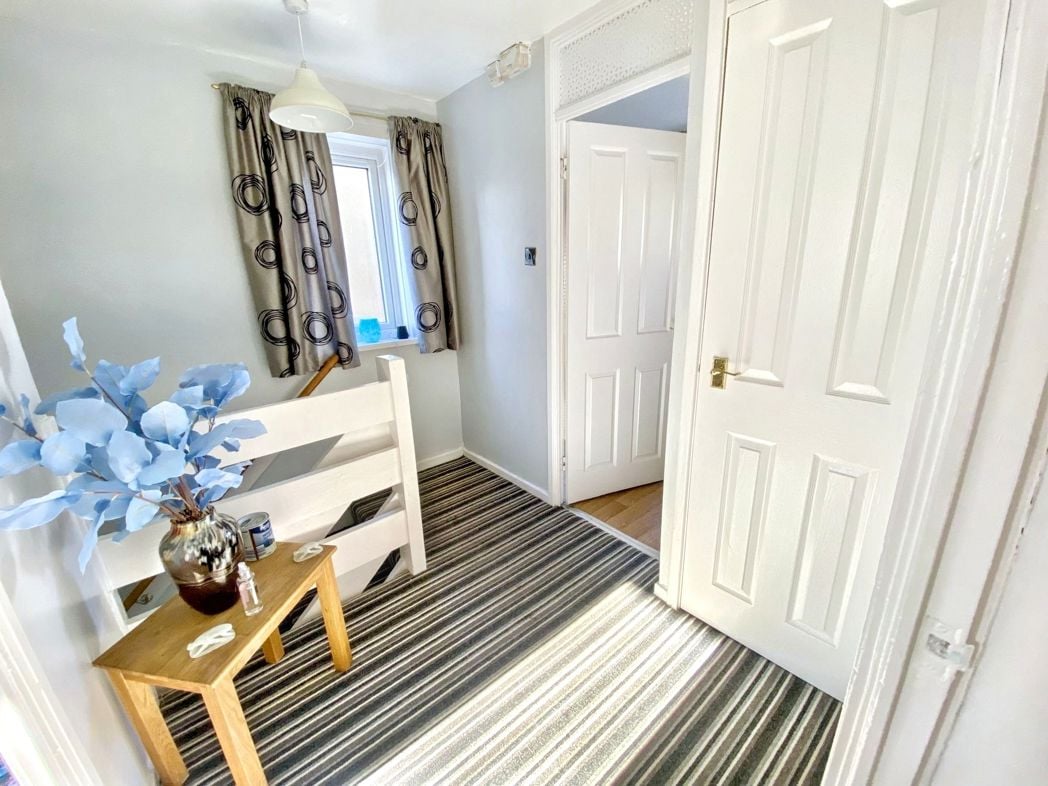 Property image 10 of 20