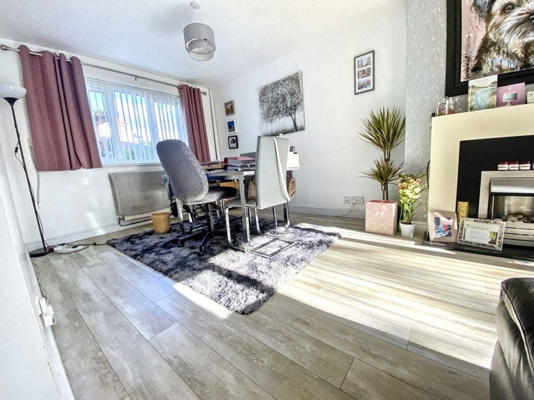 Property image 3 of 20