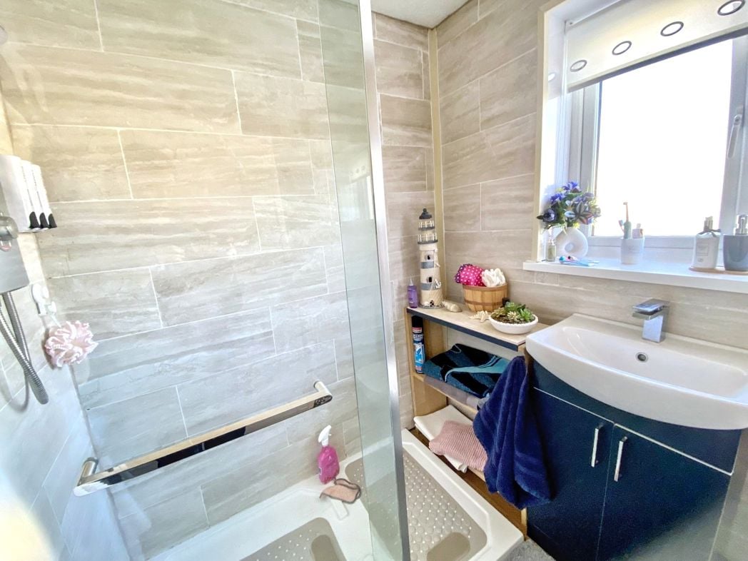Property image 14 of 20