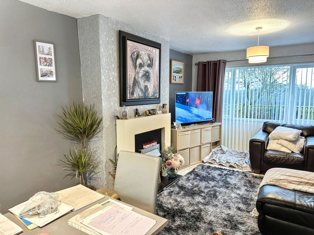 Property image 8 of 20