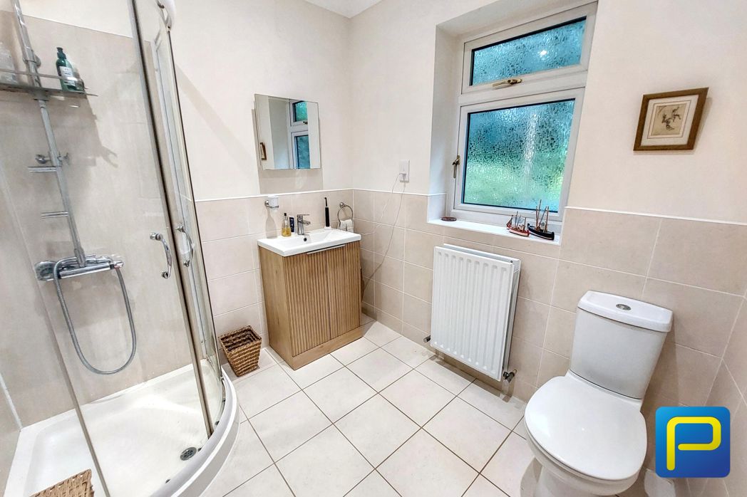 Bedroom Four En Suite