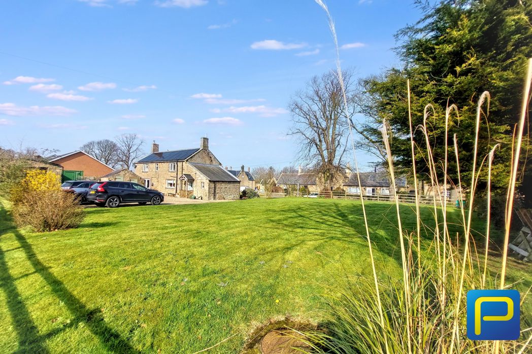 Property image 23 of 33