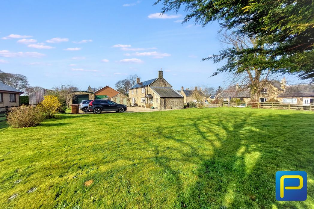 Property image 24 of 33