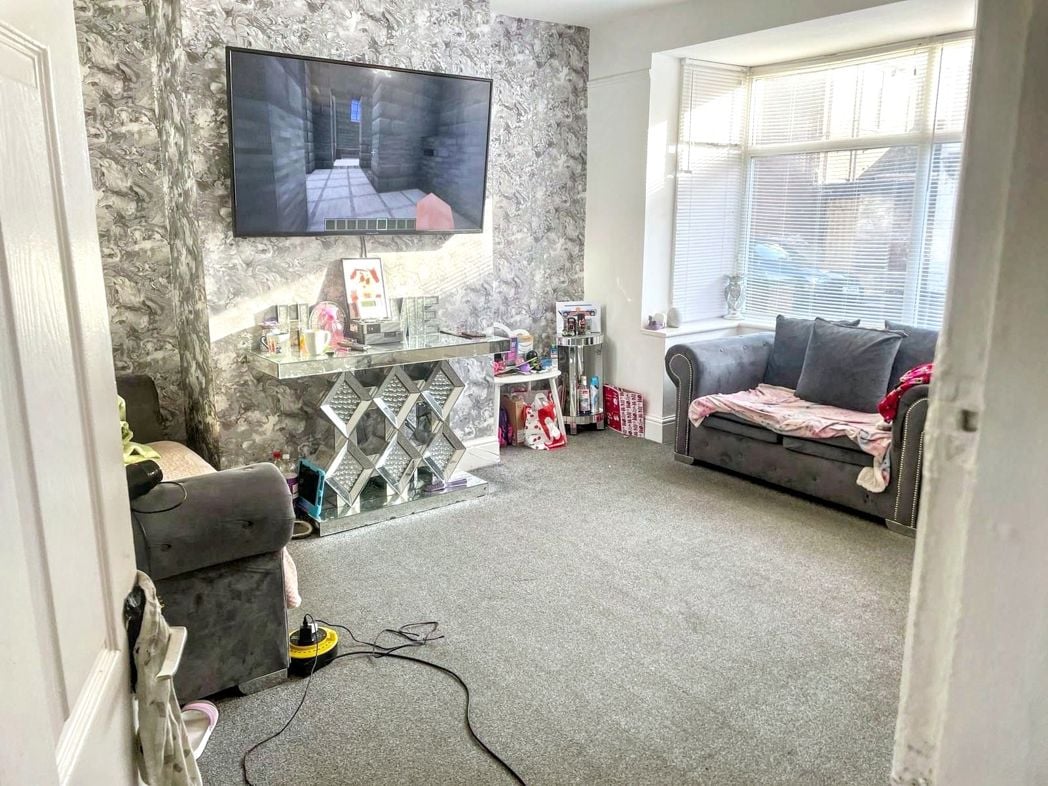 Property image 2 of 12
