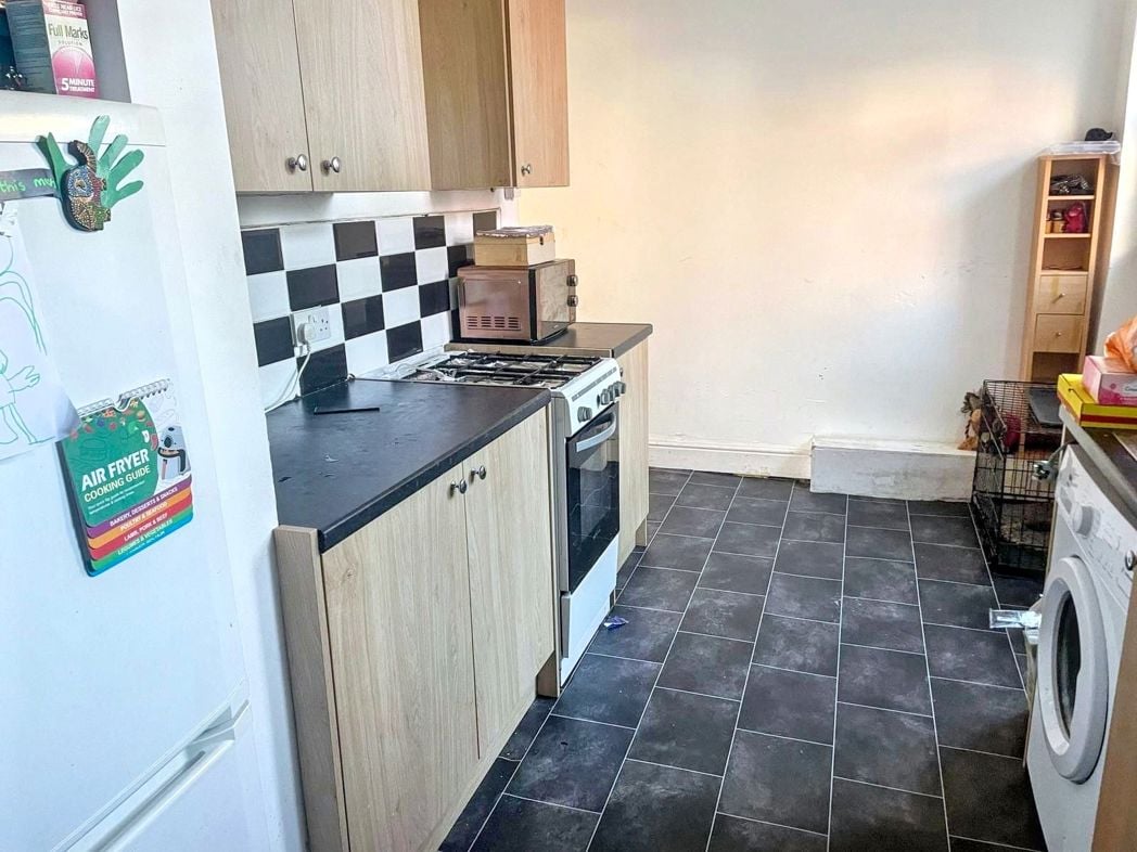 Property image 6 of 12