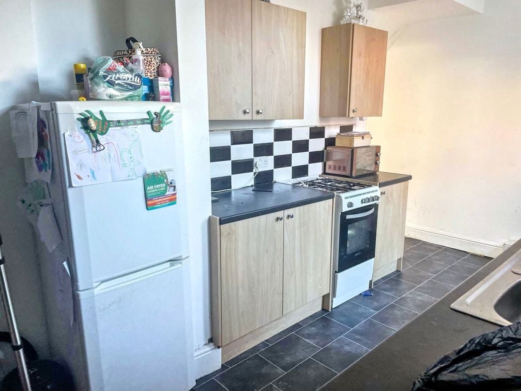 Property image 5 of 12