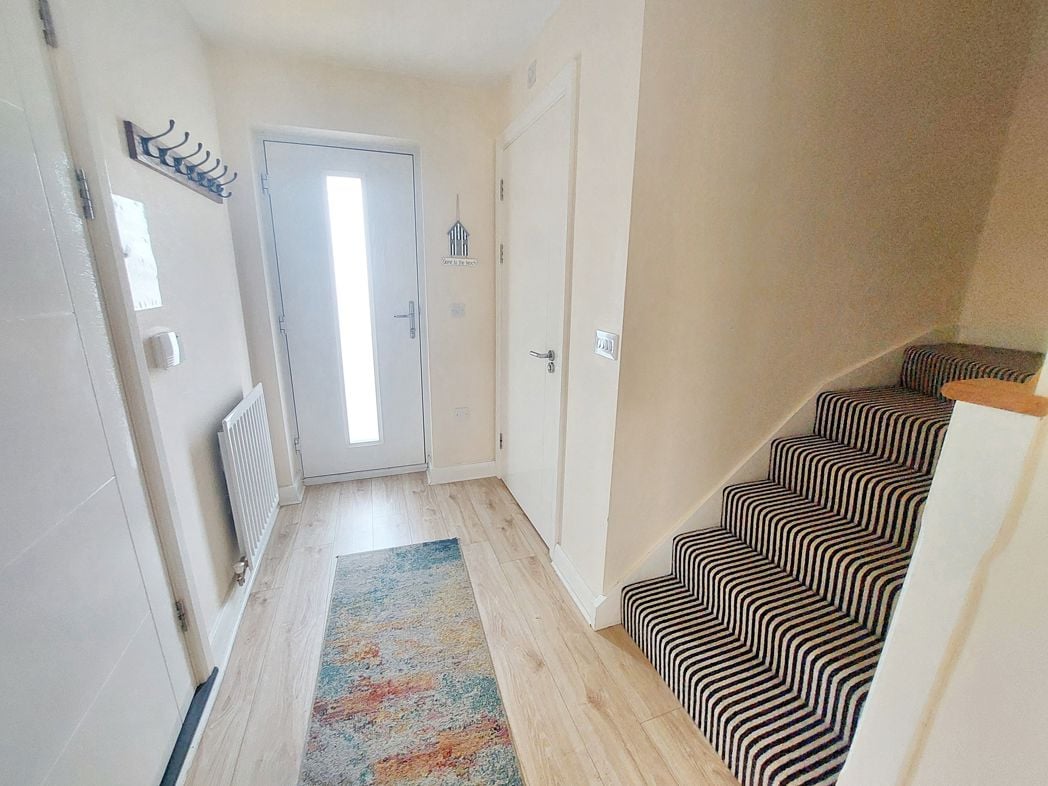 Property image 8 of 30