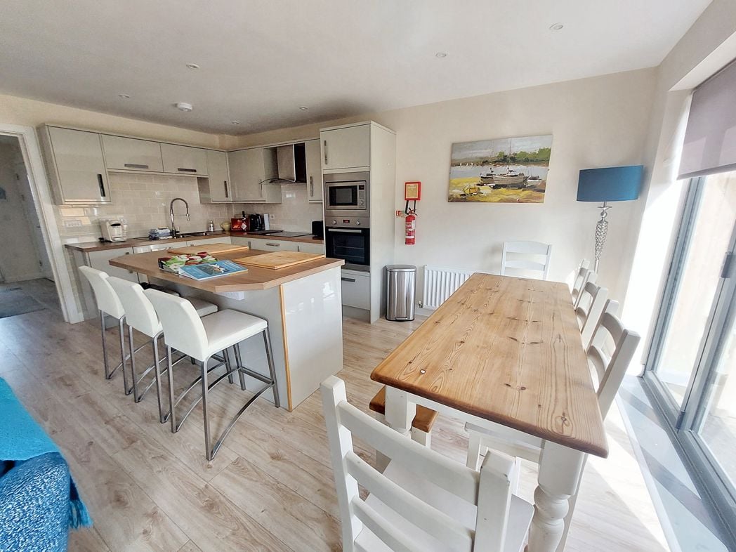 Property image 12 of 30