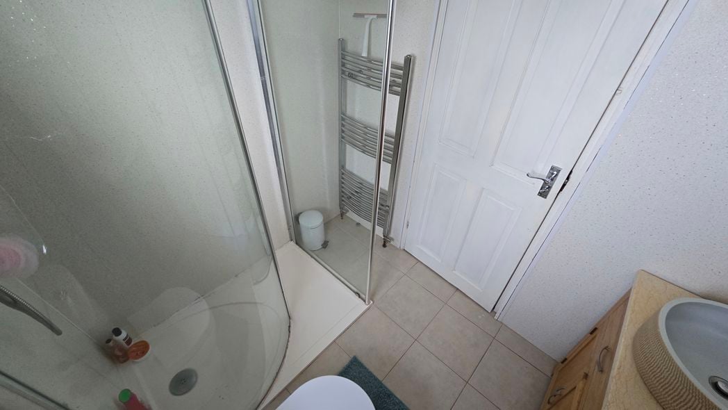 Property image 18 of 24