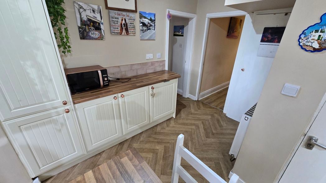 Property image 9 of 24