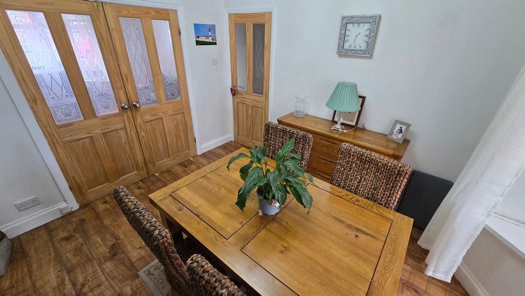Property image 6 of 24