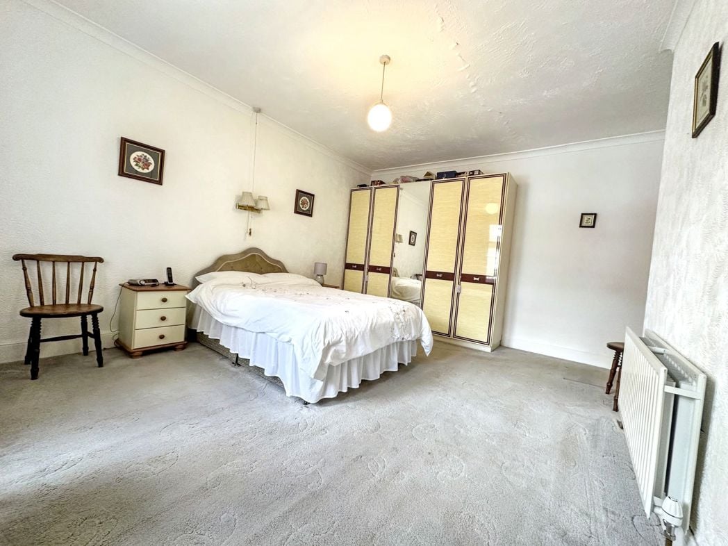 Property image 13 of 16