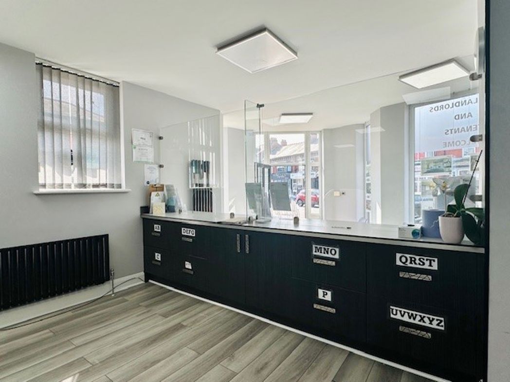 Property image 3 of 21