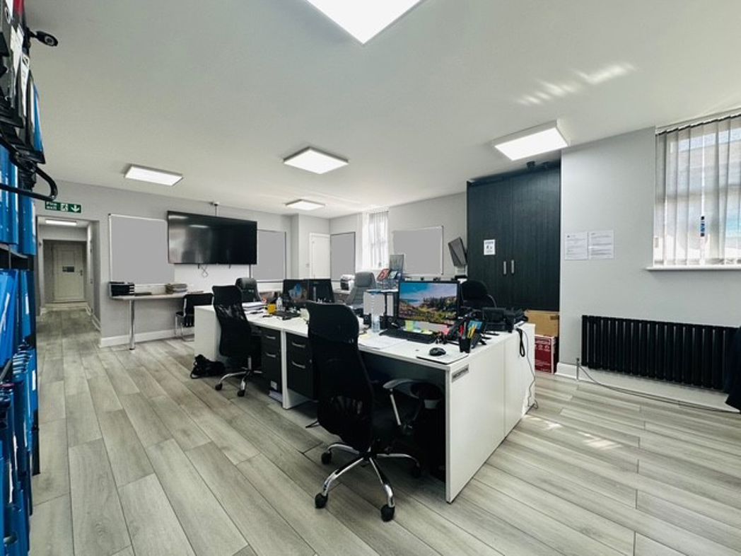 Property image 4 of 21