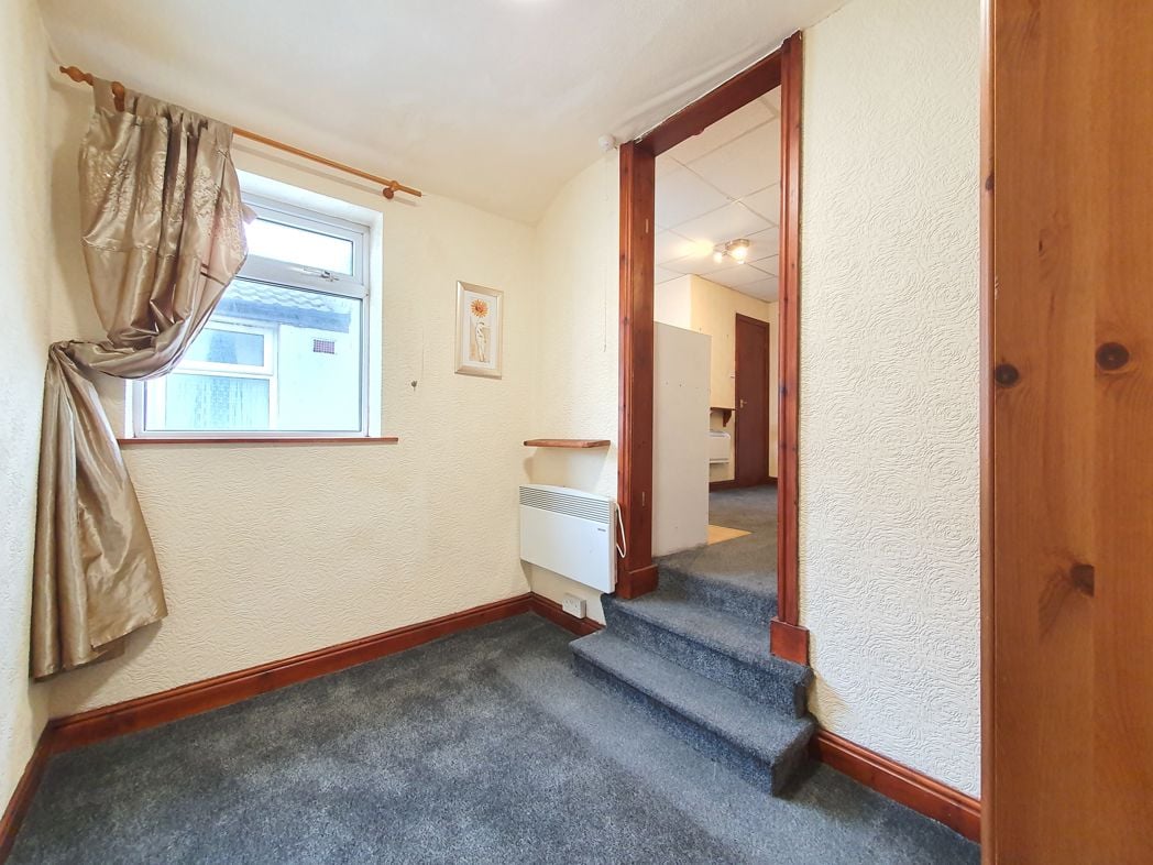 Property image 6 of 16