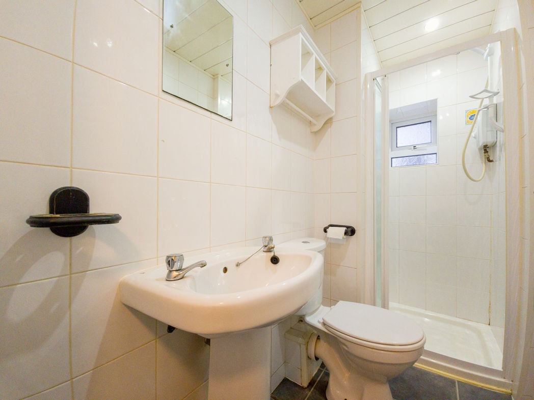 Property image 13 of 16