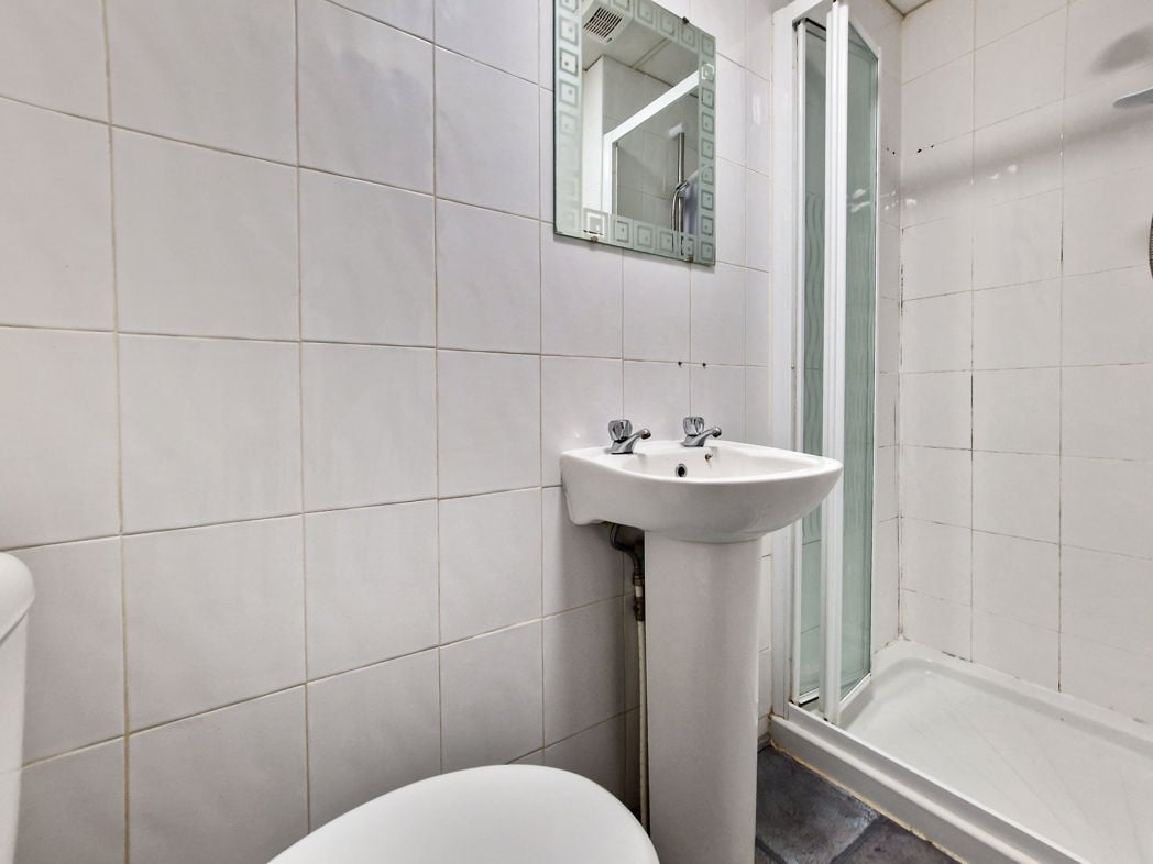 Property image 15 of 16