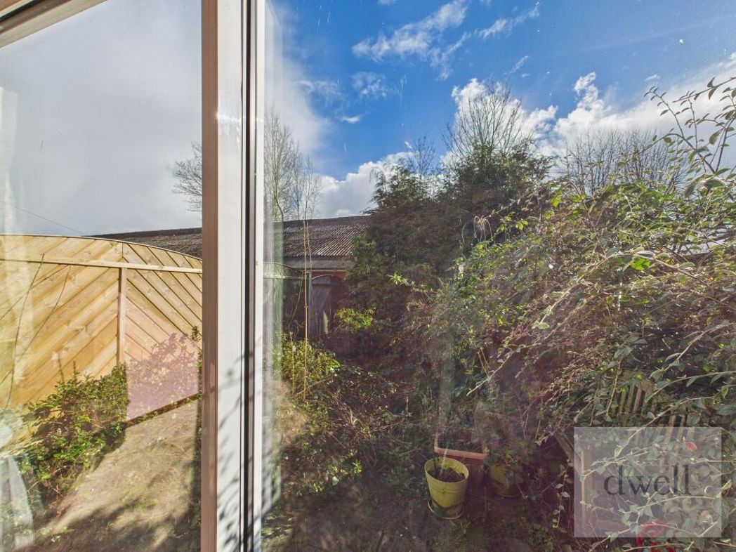 Property image 6 of 13