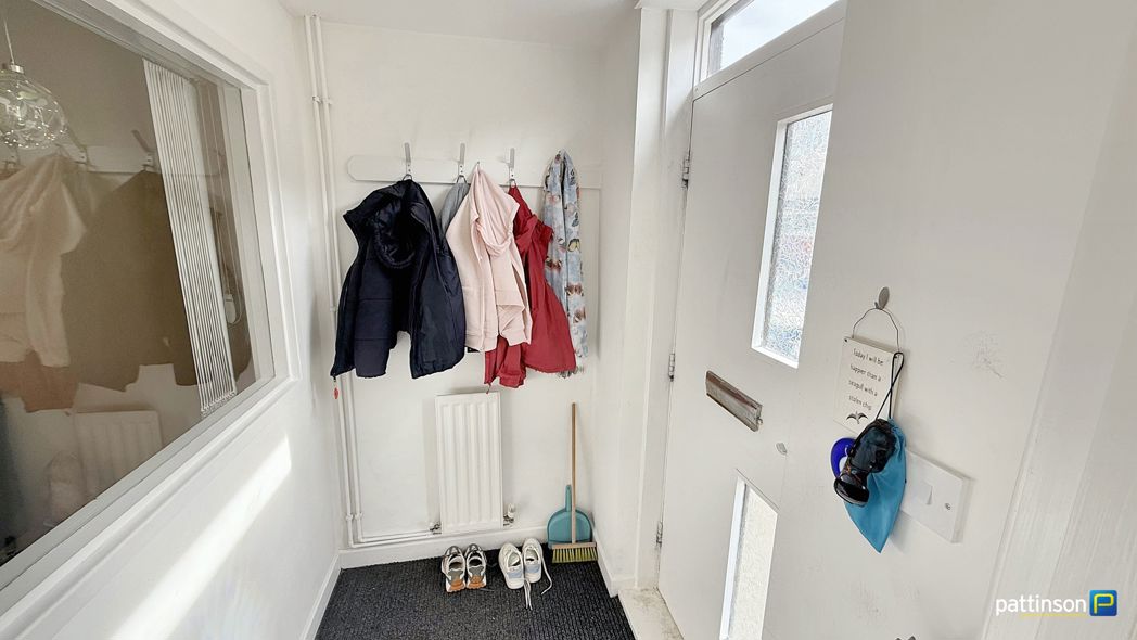 Property image 2 of 19