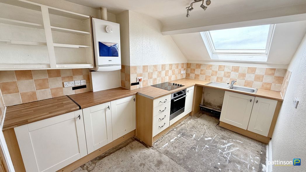 Property image 16 of 19