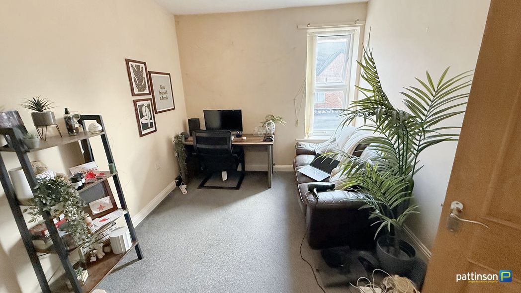 Property image 10 of 19