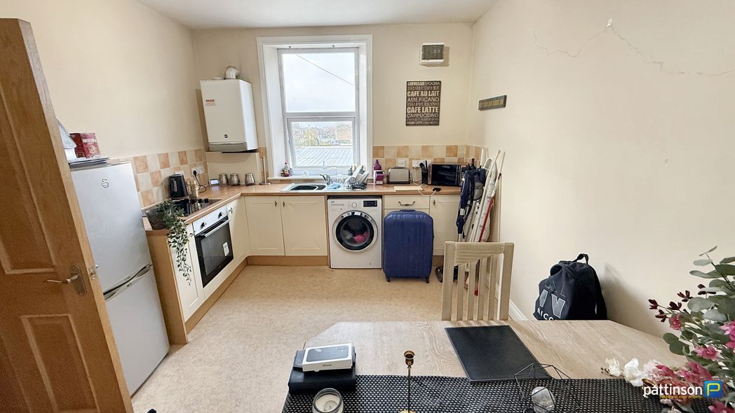 Property image 11 of 19