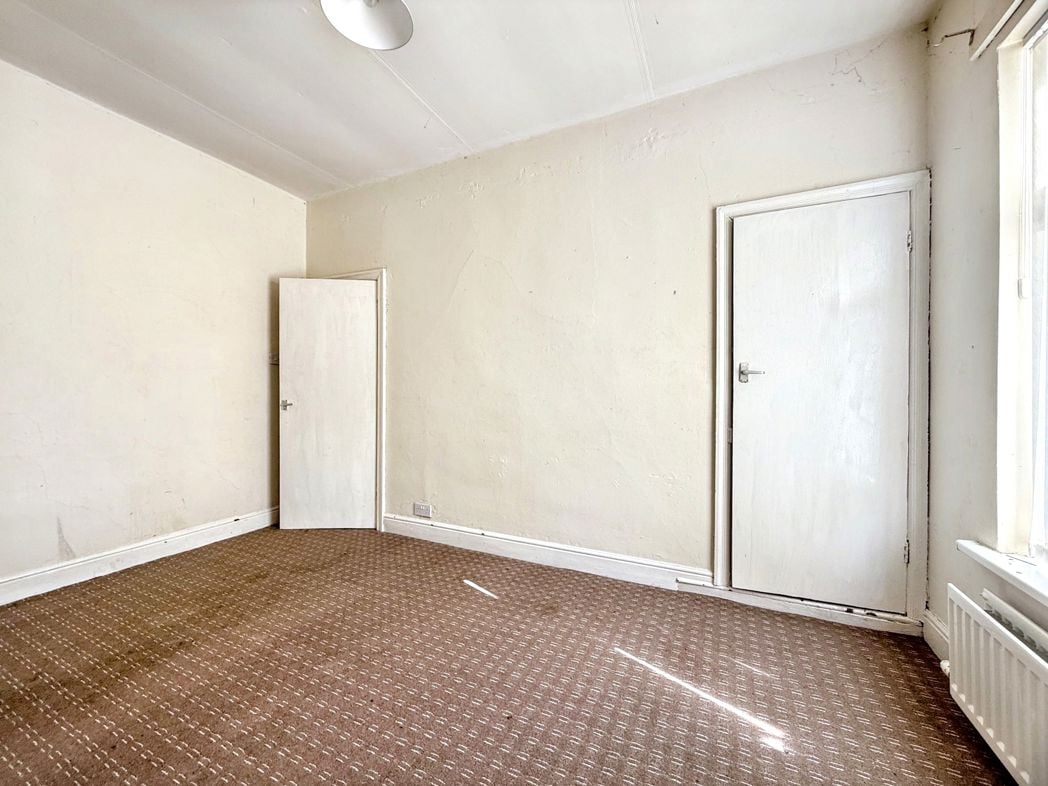 Property image 10 of 14