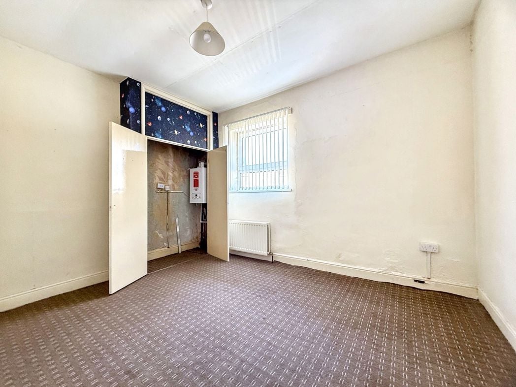 Property image 12 of 14