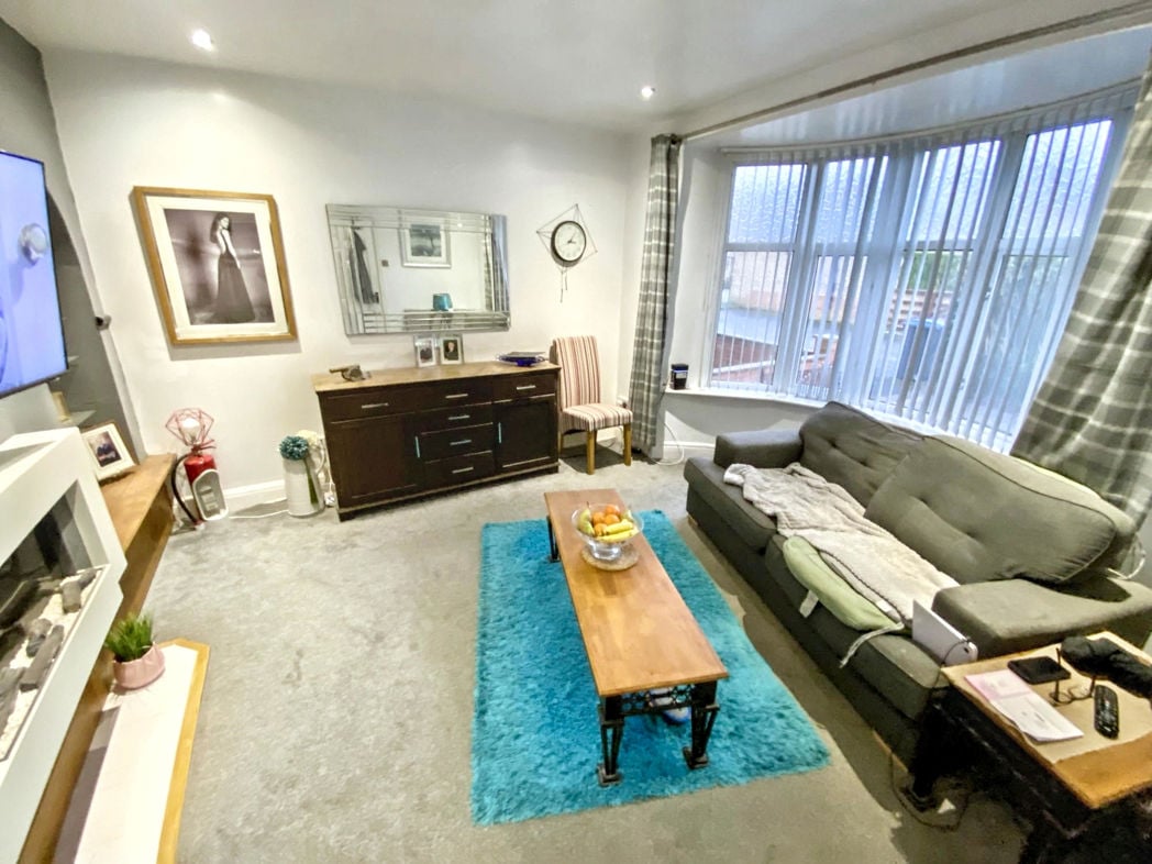 Property image 2 of 15