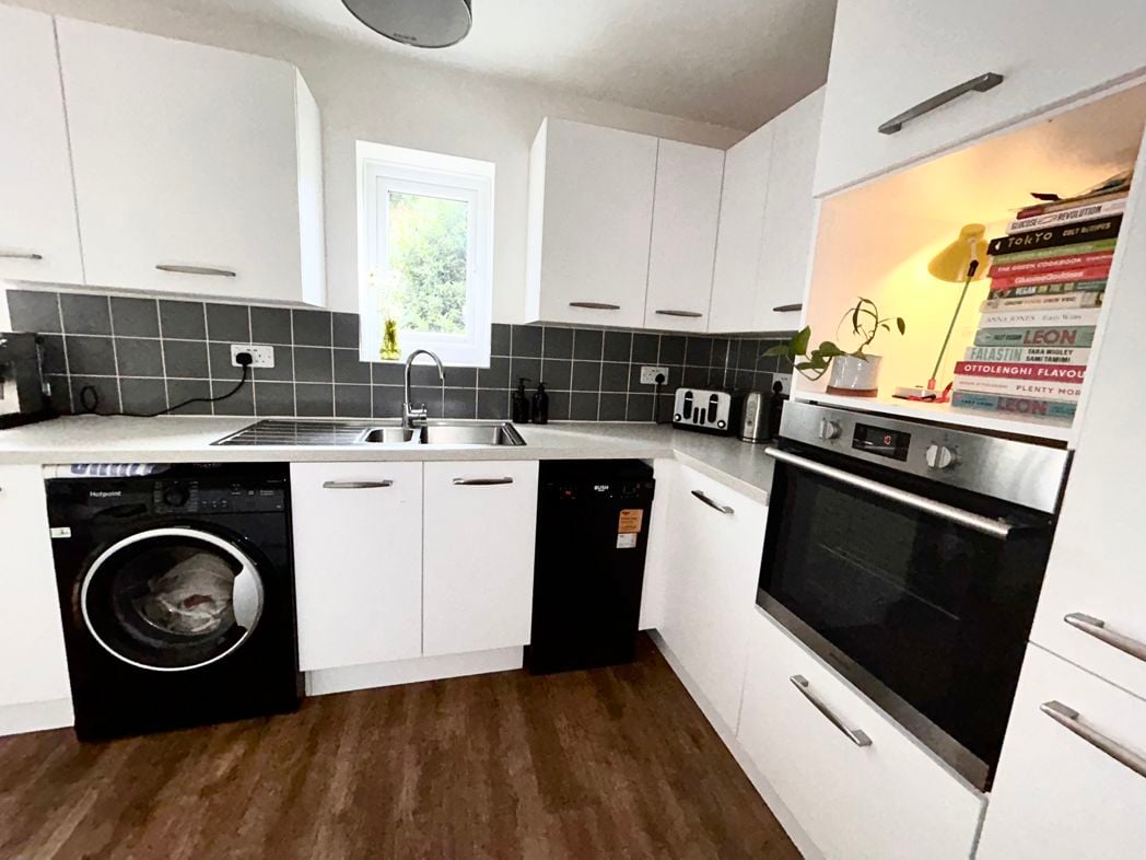 Property image 8 of 20