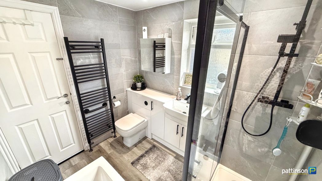 Property image 13 of 29
