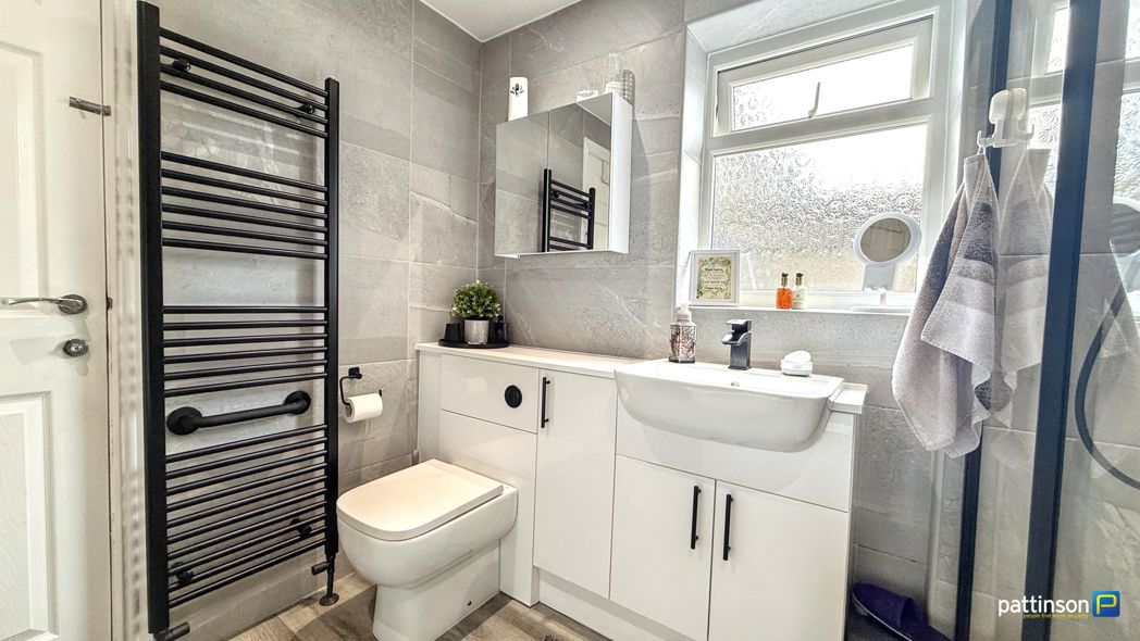 Property image 14 of 29