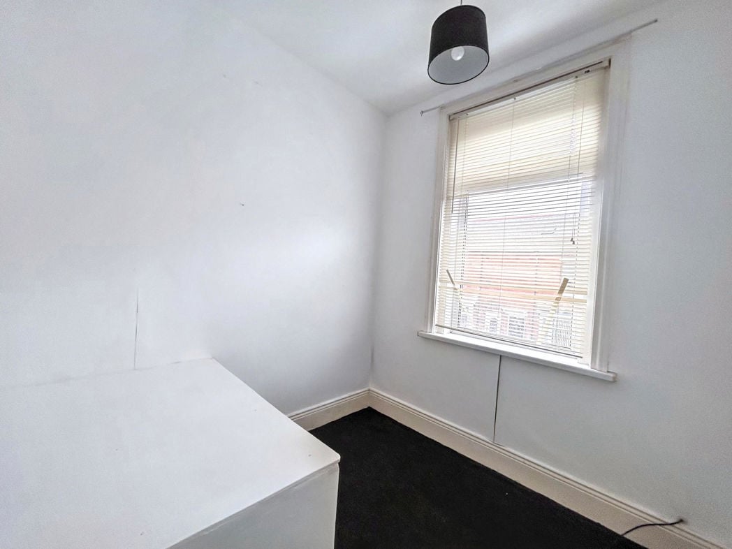 Property image 10 of 12