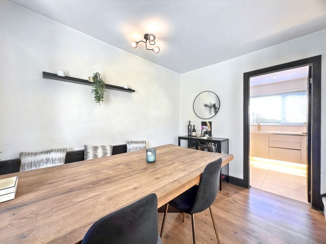 Property image 5 of 30