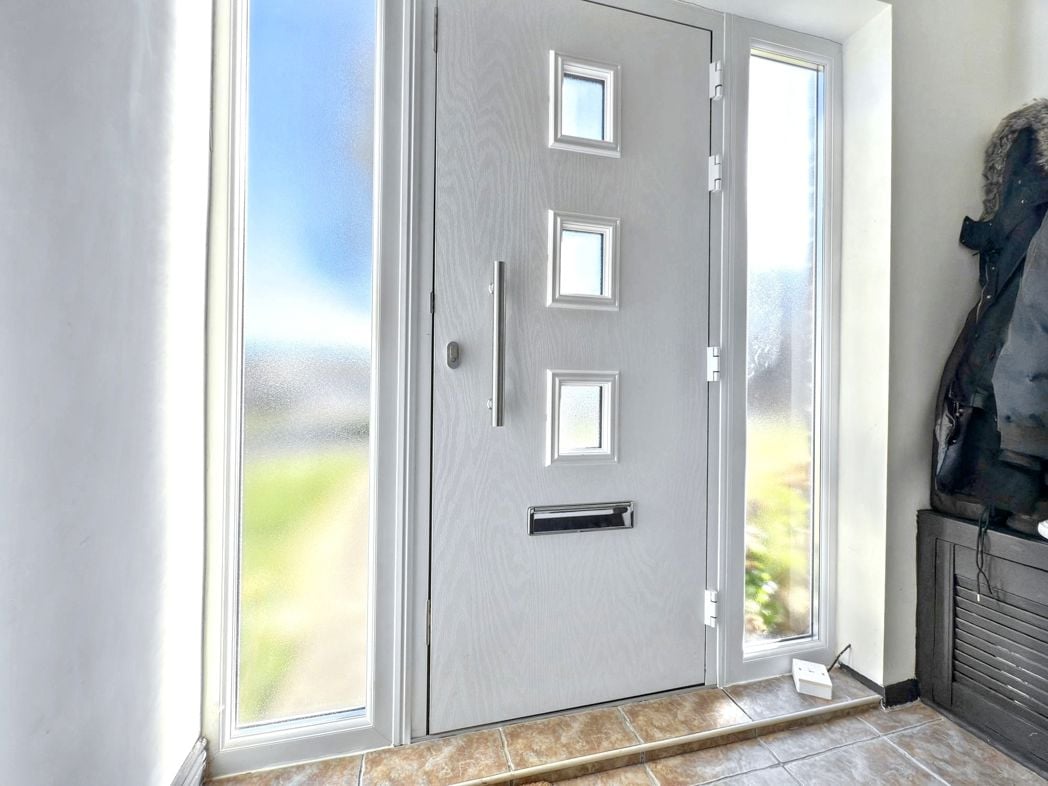 Property image 3 of 30