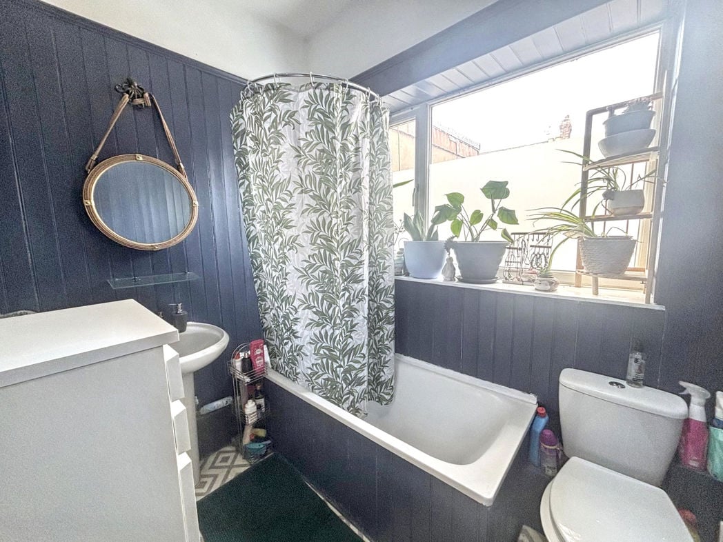 Bathroom/WC