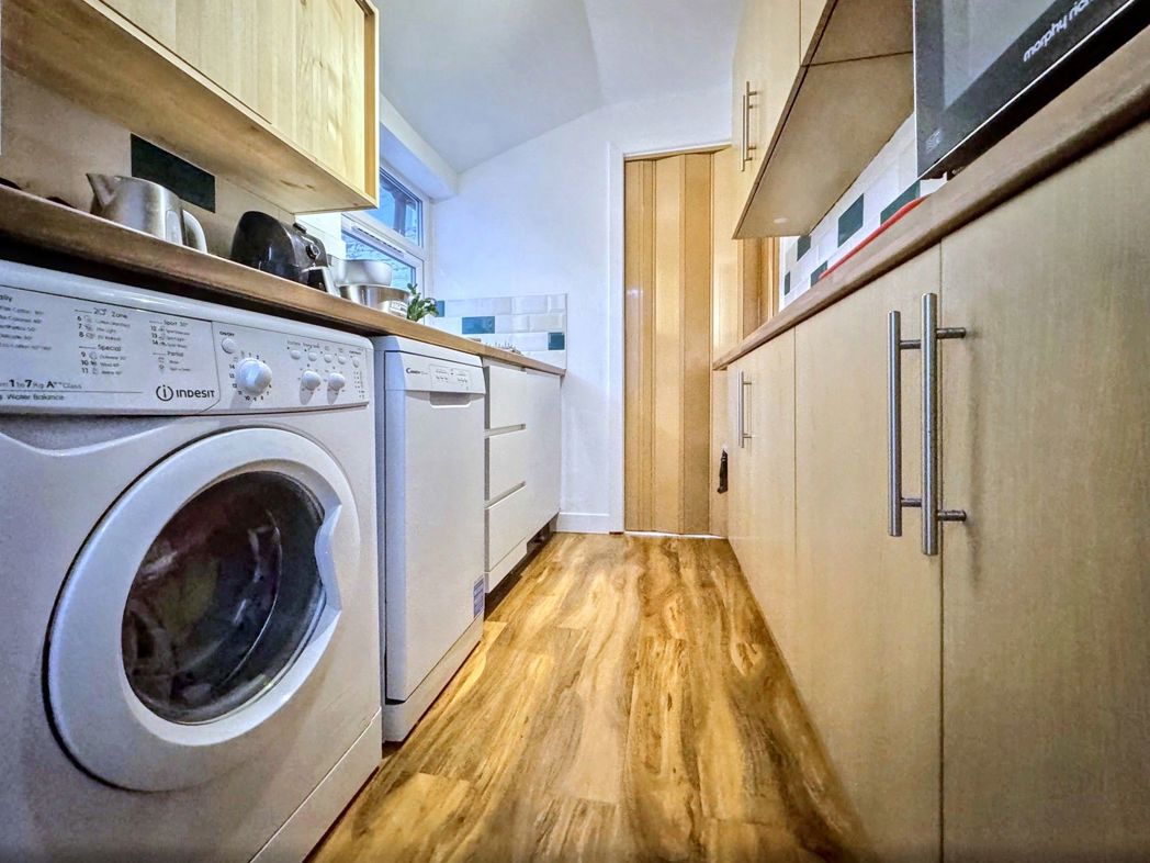 Property image 7 of 16