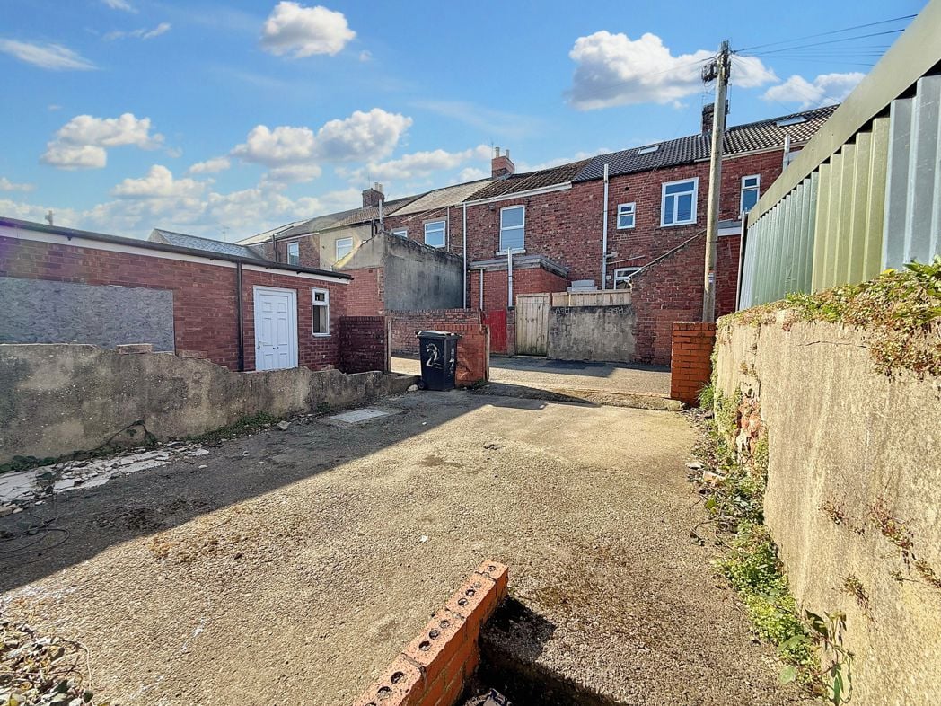 Property image 7 of 7