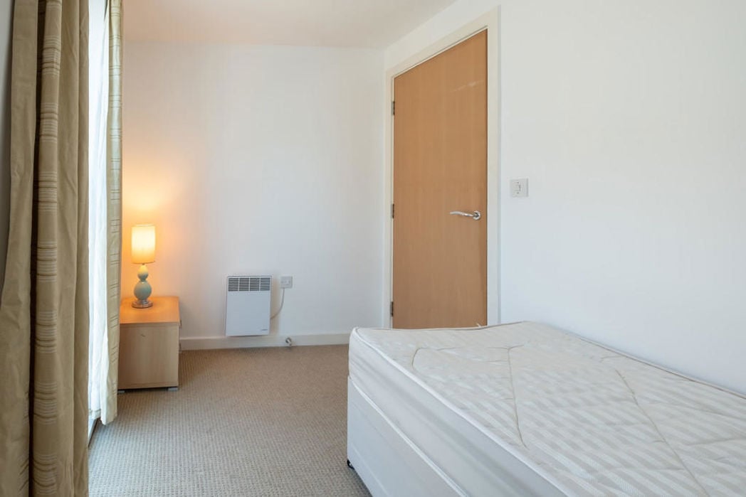 Property image 5 of 6