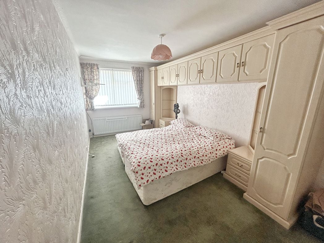 Property image 8 of 13