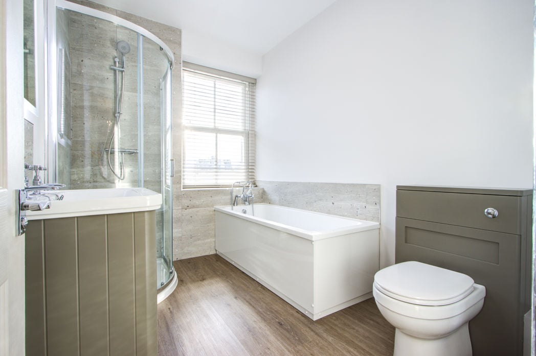 Property image 10 of 16